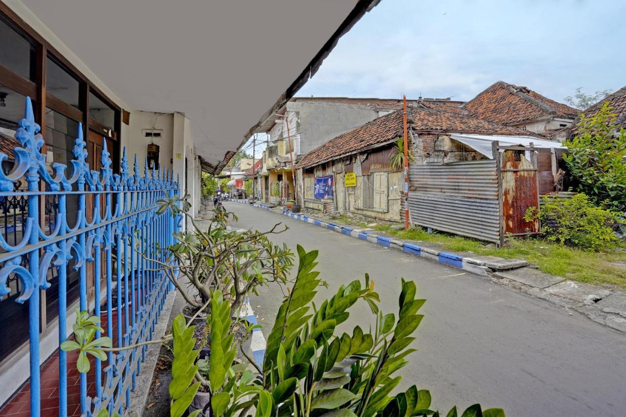 Hotel Oyo 91865 Sidomulyo Kost Syariah Mojokerto Exteriér fotografie